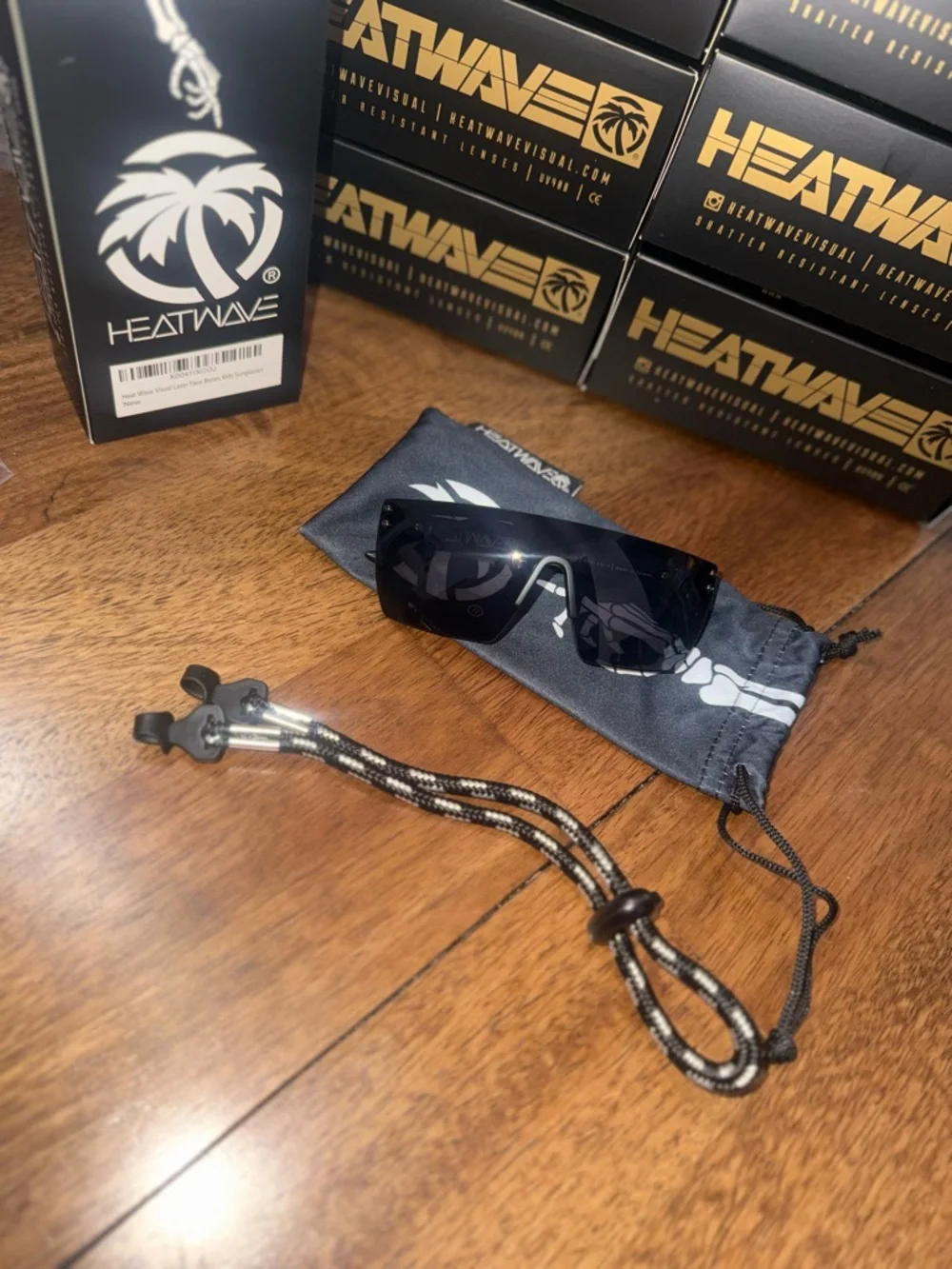 Heatwave Kids Lazer FaceSunglasses with Pouch